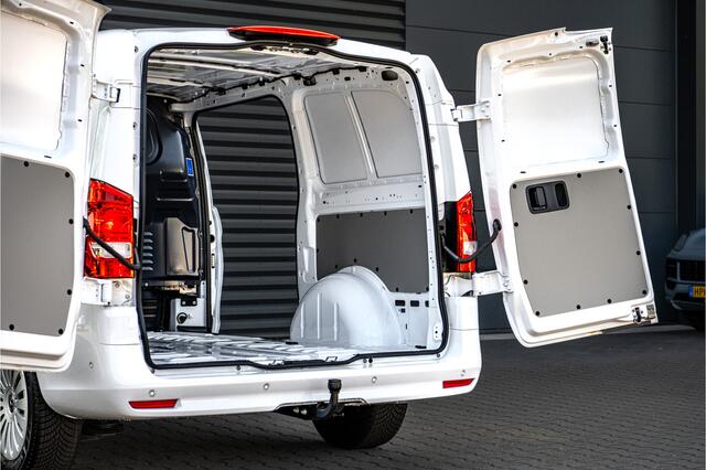 Mercedes-Benz VITO 114 CDI L2 Pro - Trekhaak 2500 kg - camera