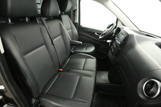Mercedes-Benz VITO 119 CDI Extra Lang 191PK Automaat Airco Cruise Camera Trekhaak Navigatie 3 Persoons LED 18''LMV