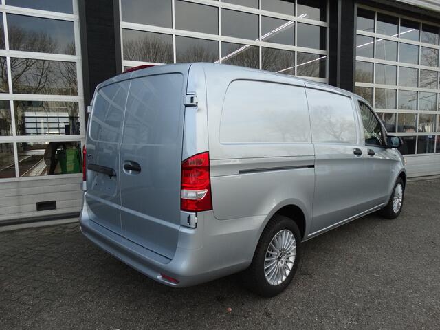 Mercedes-Benz VITO eVito 112 L2 60 kWh Mercedes-Benz eVito eVito 112 L2 66 kWh