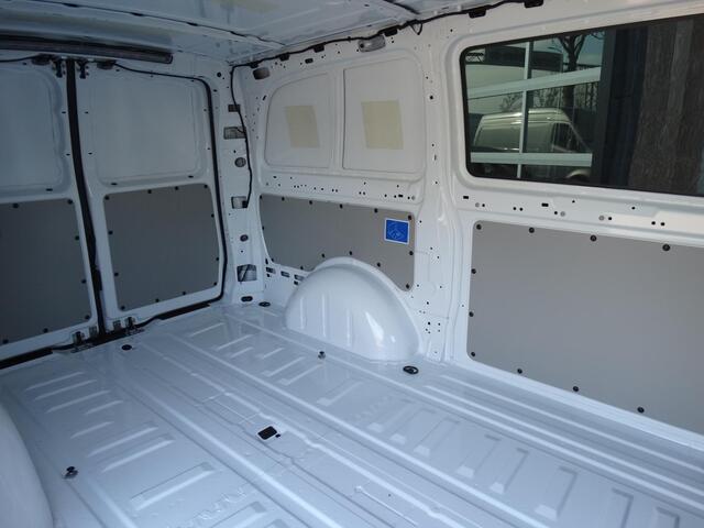 Mercedes-Benz VITO eVito Lang 66 kWh | Achterdeuren | Comfort stoelen | Navigatie
