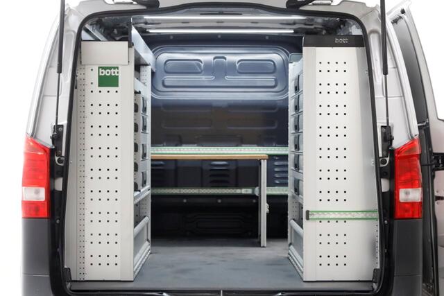 Mercedes-Benz VITO 114 CDI 136pk RWD Compact 9G Automaat Camera/Navi/Inrichting 01-2022