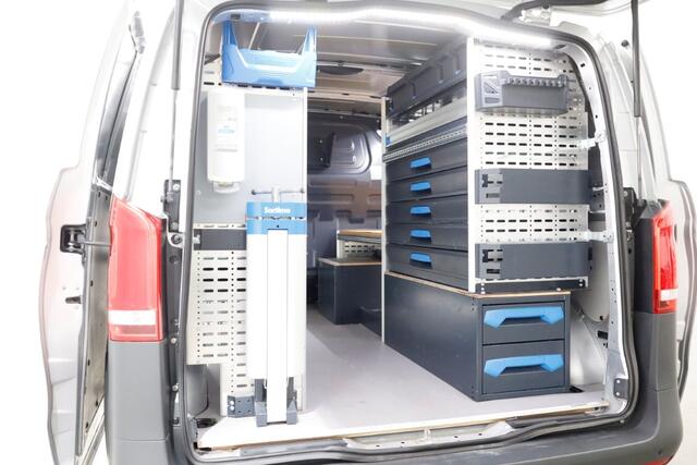 Mercedes-Benz VITO 114 CDI 136pk Compact 9G Automaat 2x Schuifdeur/LED/Camera/Inrichting 05-2022