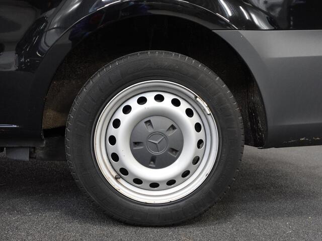 Mercedes-Benz VITO 111 CDI Functional Lang L2 Trekhaak Airco Navigatie Cruise control Parkeersensoren