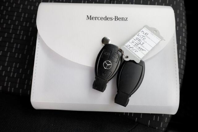 Mercedes-Benz VITO 114 CDI 136pk Compact 9G Automaat 2x Schuifdeur/LED/Camera/Navi/Inrichting 05-2022