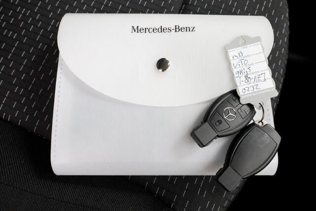 Mercedes-Benz VITO 114 CDI 136pk Compact 9G Automaat 2x Schuifdeur/LED/Camera/Inrichting 05-2022