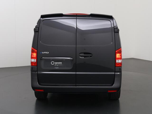 Mercedes-Benz VITO eVito 66 kWh LONG RANGE L3 | Sport Edtion | Styling Pakket | Navigatie | Cruise Control | Led Koplampen | Metallic | NIEUW!