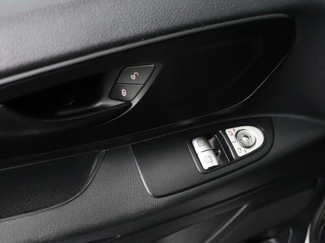 Mercedes-Benz VITO 111CDI Lang Edition | 2xSchuifdeur | Airco | Cruise | Camera | 3-Persoons