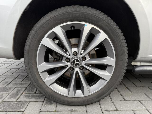 Mercedes-Benz VITO 111 CDI Functional Lang | Airco | Sidebars | Bijrijdersbank | Trekhaak |