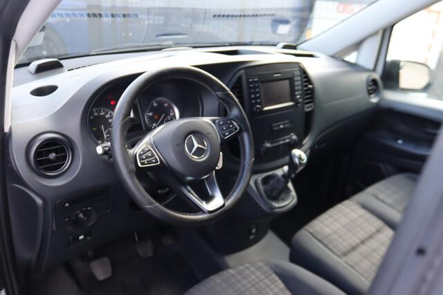 Mercedes-Benz VITO 111 CDI Functional, Achterklep, LED, Navigatie, Sidebars, Bluetooth, 3 Persoons,