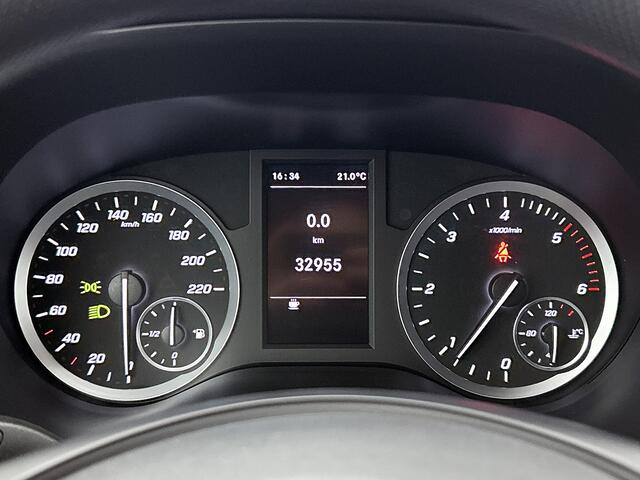 Mercedes-Benz VITO 116 CDI Lang Navi, 19" Velgen, Trekhaak, Sidebars, Camera