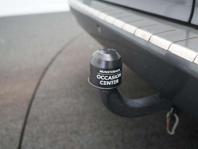 Mercedes-Benz VITO 119 CDI Lang DC Comfort - All Seasonbanden - Trekhaak - Achteruitrijcamera - Sidebars