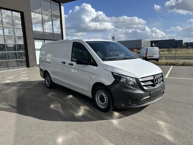 Mercedes-Benz VITO 114 CDI Lang / 9G-TRONIC / Trekhaak / Camera / Parkeersensoren / Navigatie / Cruise control / Airco / Achterdeuren
