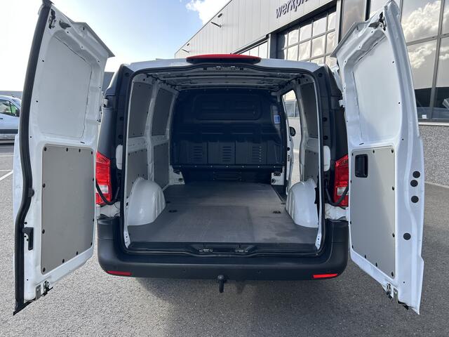 Mercedes-Benz VITO 114 CDI Lang / 9G-TRONIC / Trekhaak / Camera / Parkeersensoren / Navigatie / Cruise control / Airco / Achterdeuren