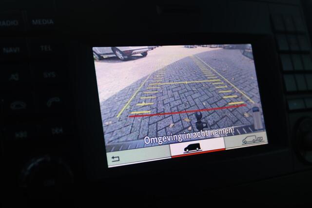 Mercedes-Benz VITO 119 CDI LANG AUT. 190 PK 2 SCHUIFDEUREN| LED | CAMERA | 2500 KG TREKHAAK | 18 INCH LMV