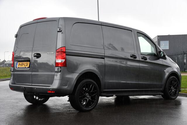 Mercedes-Benz VITO 119 CDI AMG Edition Adaptieve Cruise, Camera, LED, Carplay, 2 x Schuifdeur, Leder, Stoelverwarming, Uniek!