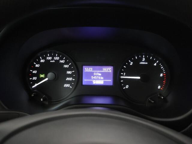 Mercedes-Benz VITO 110 CDI L1 | Airco | Bluetooth | Cruise Control | Sidebars | Trekhaak | 3-zits | Certified