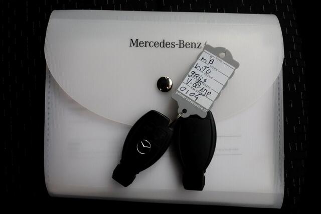 Mercedes-Benz VITO 114 CDI 136pk Compact 9G Automaat 2x Schuifdeur/LED/Camera/Inrichting 05-2022
