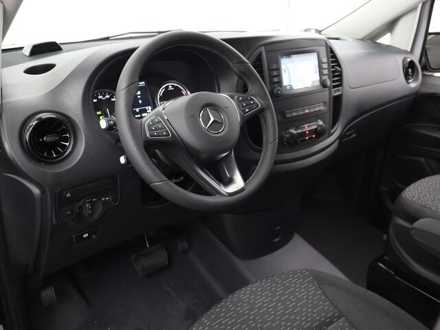 Mercedes-Benz VITO eVito Bestelwagen 66 kWh | Stoelverwarming | Navigatie | Parkeercamera | Airco