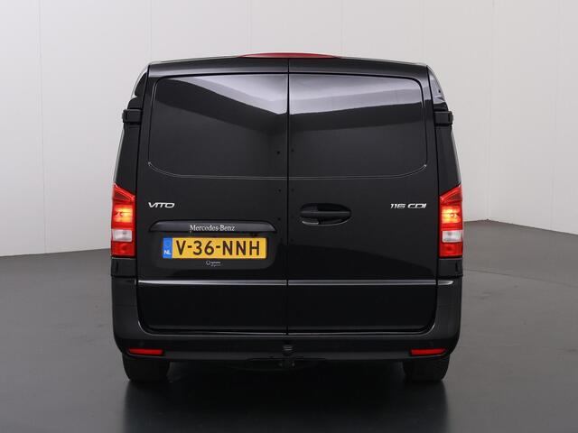 Mercedes-Benz VITO 116 CDI | Aut. | XL L3 | Dubbele Schuifdeur | LM Velgen | Parkeercamera | 3-zits | Trekhaak | Apple Carplay / Android Auto | All-season | Certified