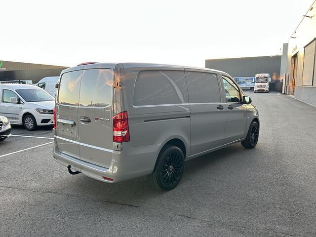 Mercedes-Benz VITO 116 CDI L2 Pro 2500KG Trekhaak / MBUX / Camera / Navigatie / Cruise control / Airco / LMV / Achterdeuren
