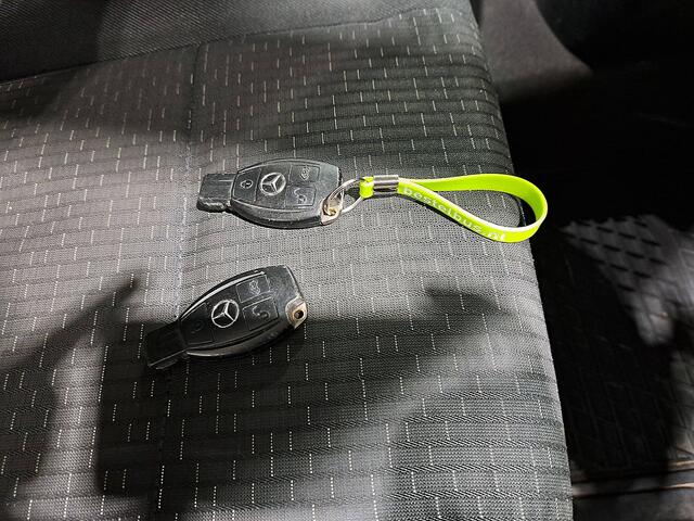 Mercedes-Benz VITO 119 CDI LED Trekhaak Parkeersensoren Automaat Airco Cruise Achterdeuren 3 Zits Euro6 190 PK!