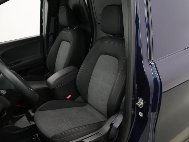 Mercedes-Benz eCitan L1 Pro 51 kWh | Stoelverwarming | Climate Control | Navigatie | LED Koplampen | Airco | Bluetooth | Cruise control