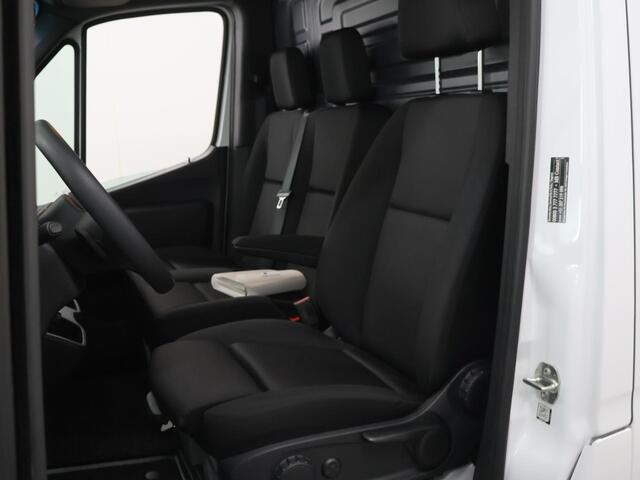 Mercedes-Benz eSprinter 414 GB L2 RWD PRO
