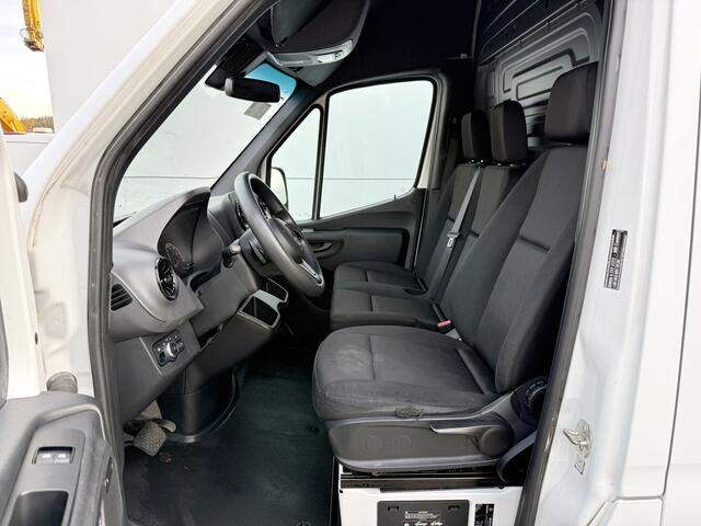 Mercedes-Benz eSprinter 112 L2H2 100% Elektrisch 55kWh 168km WLTP 80kw Snelladen Climate Control Camera Stoelverwarming