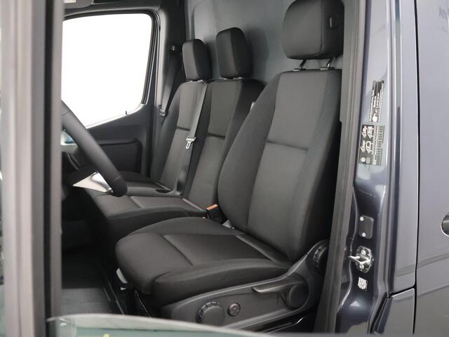 Mercedes-Benz eSprinter 314 L2 H2 Select 81kWh | DC laden 115 kW | Dubbele Schuifdeur | Stoelverwarming | Climate Control | Smartphone integratie pakket | Distronic | Led Verlichting |