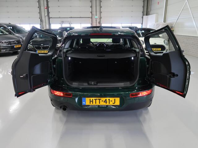 Mini CLUBMAN Mini 1.5 One Automaat Panoramadak Harman/Kardon Navigatie App connect Airco-ecc Stoelverwarming British Racing Green Dealer onderhouden Cruise control