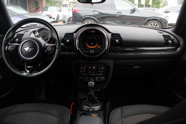 Mini CLUBMAN Mini 1.5 One Salt Business / Navigatie / Parkeerhulp achter / 16'' / LED Koplampen / Cruise Control