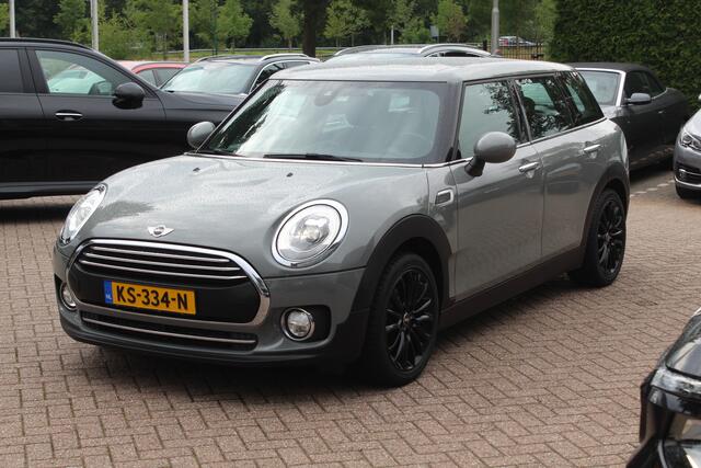 Mini CLUBMAN Mini 1.5 One Salt Business / Navigatie / Parkeerhulp achter / 16'' / LED Koplampen / Cruise Control