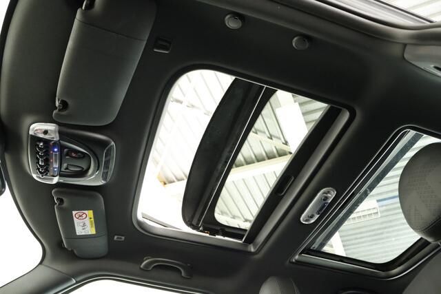 Mini CLUBMAN Mini 2.0 JCW 306 pK ALL4 John Cooper Works Pano / ACC / HUD / Navi / Harman-Kardon