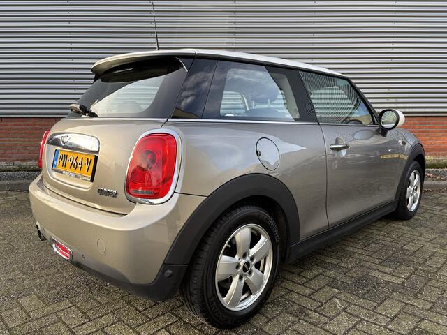 Mini COOPER Mini 1.5 Salt | Automaat | Parkeersensoren |