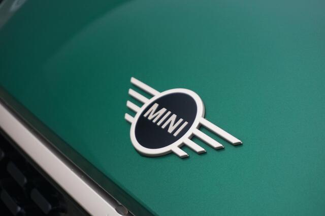 Mini COOPER 3-Deurs C Favoured / Panorama Dak / Stoel en Stuurverwarming