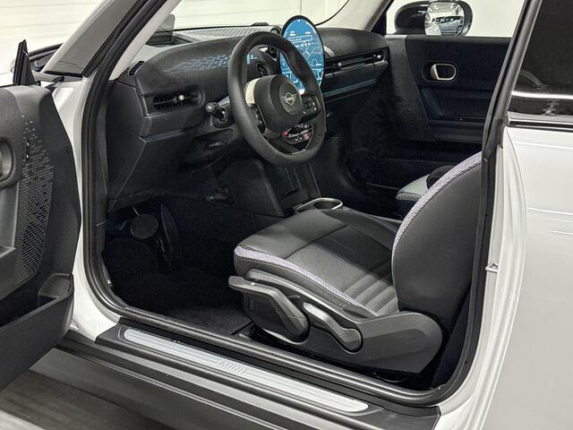 Mini COOPER C | Classic Uitvoering | Pakket M | Parallel Spoke two-tone