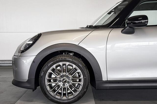 Mini COOPER 3-deurs 1.5 Cooper C Essential | Pakket XS | Dak in carrosseriekleur