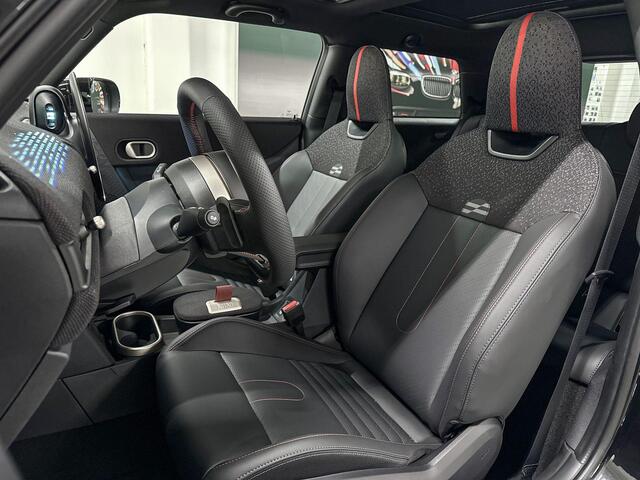 Mini COOPER C | John Cooper Works Uitvoering | Pakket M | 18" John Cooper Works Lap Spoke Jet Black