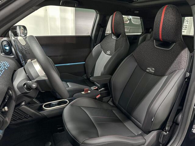 Mini COOPER E | John Cooper Works uitvoering | Pakket XL | 18" John Cooper Works Lap Spoke two-tone