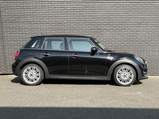Mini COOPER 1.5 Chili | Sportstoel | LED| Comfort Access | Apple CarPlay | MINI Visual Boost