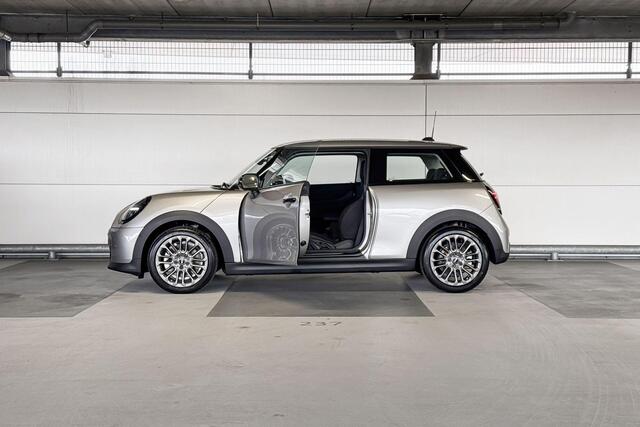 Mini COOPER 3-deurs 1.5 Cooper C Essential | Pakket XS | 17 inch velgen