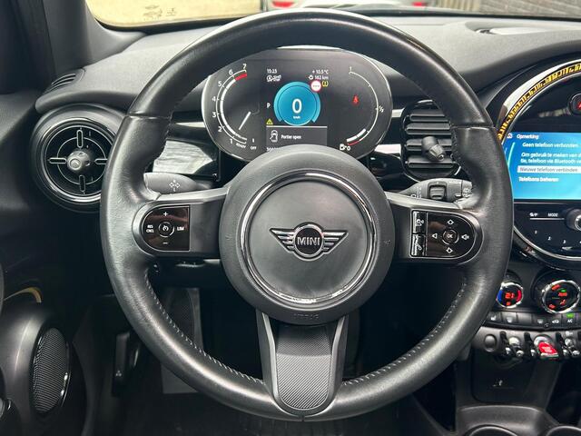 Mini COOPER Mini 1.5 Essential l Panorama l Sfeer l Stoelverwarming l Camera l