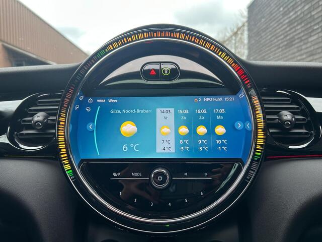 Mini COOPER Mini 1.5 Essential l Panorama l Sfeer l Stoelverwarming l Camera l