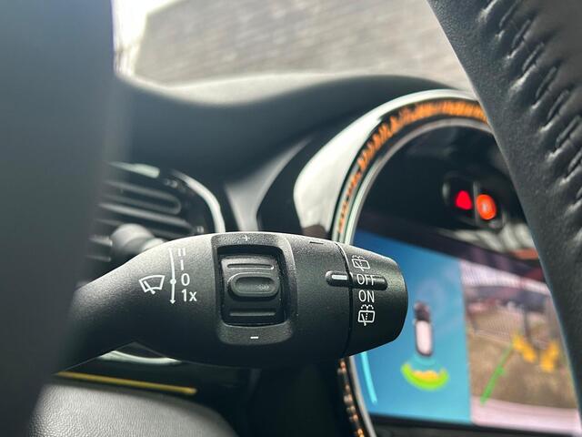 Mini COOPER Mini 1.5 Essential l Panorama l Sfeer l Stoelverwarming l Camera l