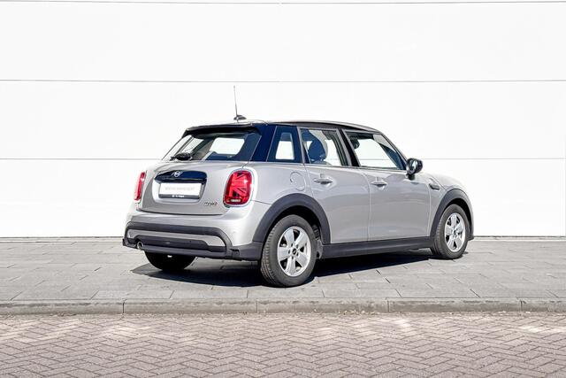 Mini COOPER 5-deurs Essential
