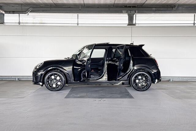 Mini COOPER 5-deurs 1.5 Cooper C John Cooper Works XL | Glazen panoramadak | Pakket XL