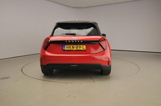 Mini COOPER 3-deurs E Classic Trim / Package L /Panoramadak / Getint glas / Harman-kardon / Park assist / Alu wielen 17 inch