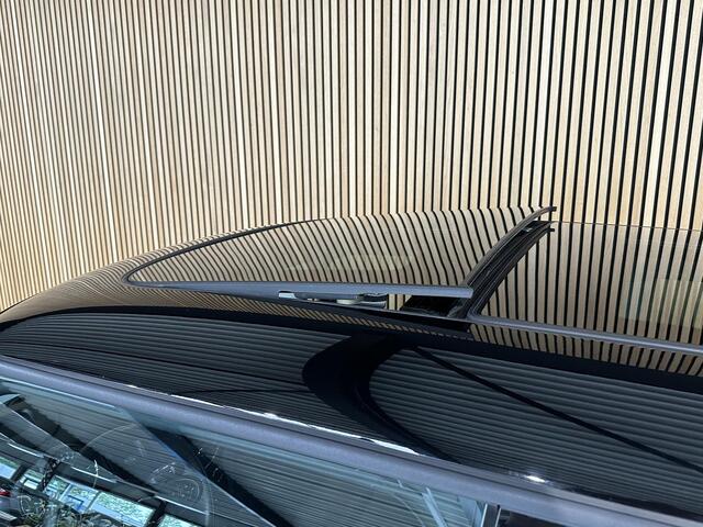 Mini COOPER Mini 1.5 Chili Serious Business NL auto | Schuif / kantel dak | Lederen stoelen