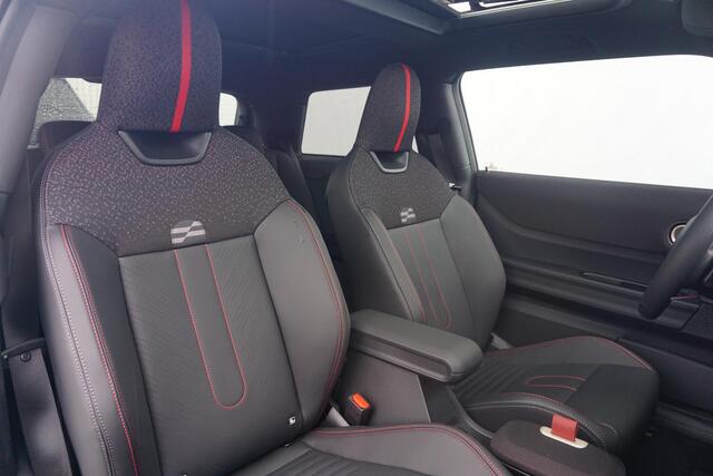 Mini COOPER 3-Deurs C / John Cooper Works Uitvoering / Pakket M / 17'' LM Velgen /