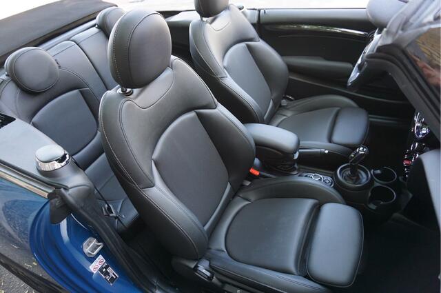 Mini COOPER Mini Cabrio 1.5 Maximized Navi Stoelverw. Camera DAB Blis